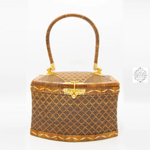 Load image into Gallery viewer, Thai Straw Handbag, Natural, Handwoven, Vintage-inspired Purse, Fern Vine Tote with Handle