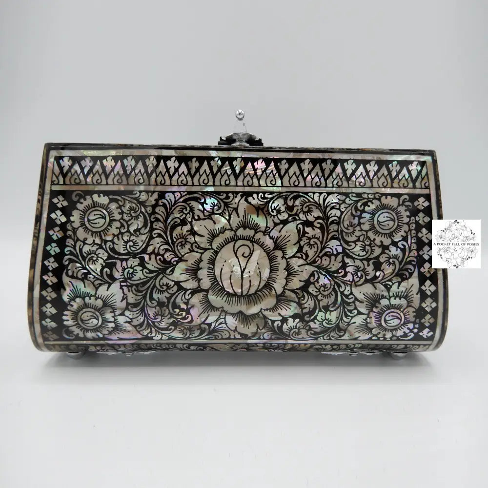 Mother of Pearl Clutch Flower Design in Black White Color